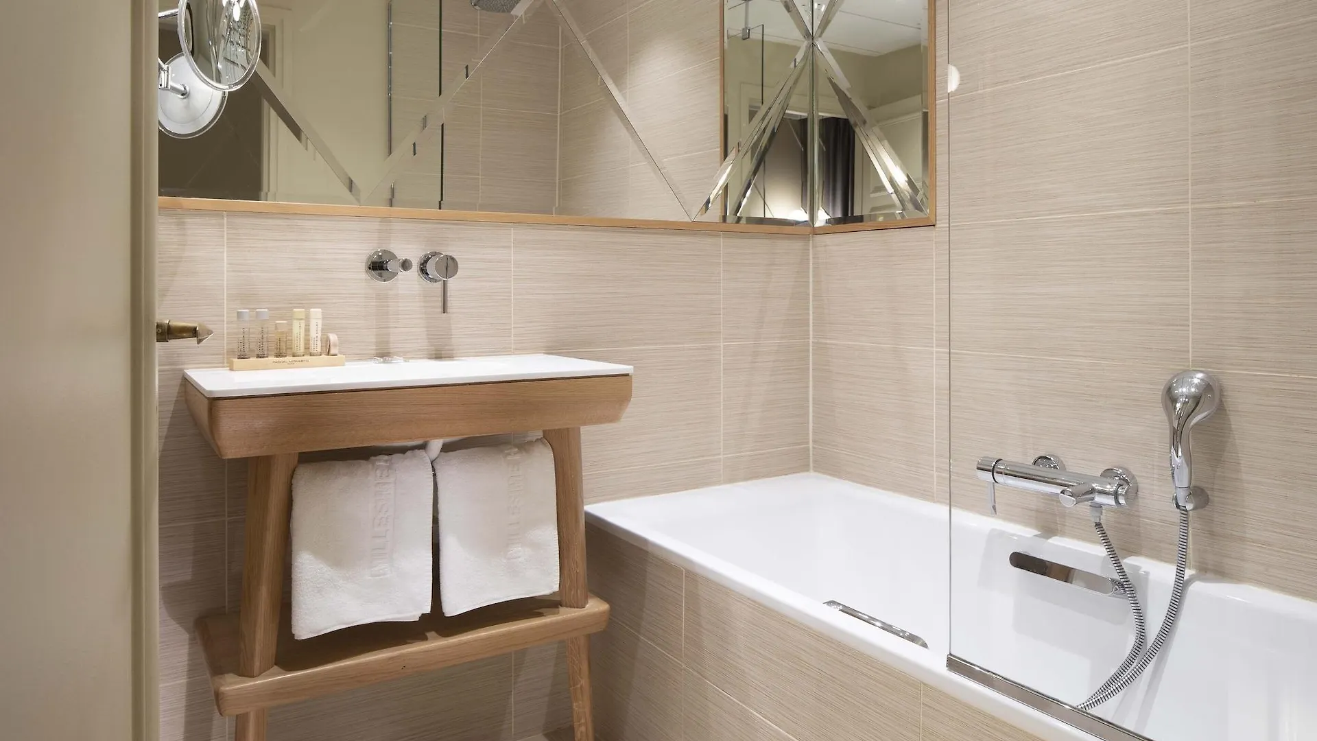 Hotel Millesime Paris