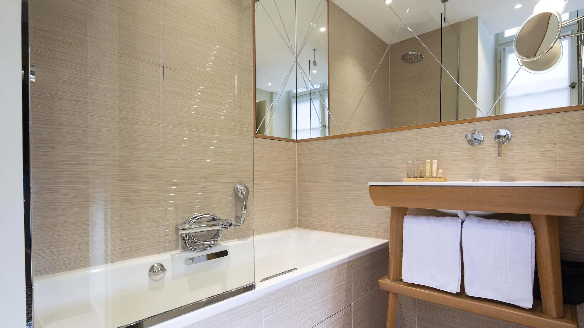 Millesime 4* Paris